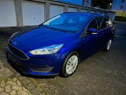 Blau Gebraucht 2017 Ford Focus Kombi | 5.499 € (Guter Preis)