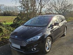 Schwarz Gebraucht 2015 Ford S-MAX Titanium Van / Kleinbus | 10.200 € (Teuer)