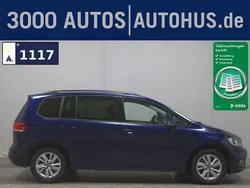 Blau Gebraucht 2021 VW Touran Comfortline Van / Kleinbus | 14.280 € (Superpreis)