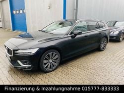 Schwarz Gebraucht 2018 Volvo V60 Inscription Kombi | 21.900 € (Teuer)
