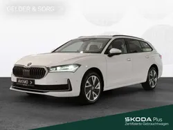 Kristallweiß uni Gebraucht 2024 Skoda Superb Selection Kombi | 44.980 €