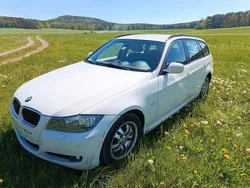 Weiß Gebraucht 2010 BMW 320 Kombi | 1.700 € (Superpreis)