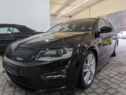 Schwarz Gebraucht 2015 Skoda Octavia RS Kombi | 15.900 € (Fairer Preis)
