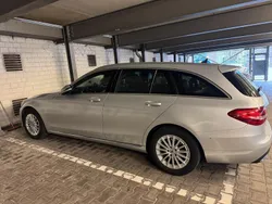 Silber Gebraucht 2017 Mercedes 220 Kombi | 15.990 €