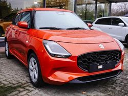 Orange Neu 2025 Suzuki Swift Comfort Limousine | 19.990 €