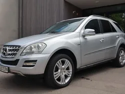 Silber Gebraucht 2010 Mercedes ML300 SUV | 8.990 € (Guter Preis)