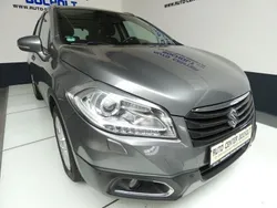 Grau Gebraucht 2014 Suzuki SX4 S-Cross Comfort SUV | 10.900 € (Fairer Preis)
