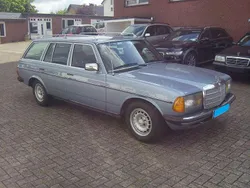 Blau Gebraucht 1985 Mercedes 300 Kombi | 10.000 €