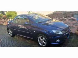 Blau Gebraucht 2004 Peugeot 206 CC Platinum Cabrio | 2.500 € (Etwas zu teuer)