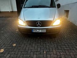 Silber Gebraucht 2005 Mercedes Vito Van / Kleinbus | 6.500 €