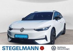 Gletscherweiß metallic Gebraucht 2024 VW ID.7 Pro Kombi | 46.590 € (Etwas zu teuer)