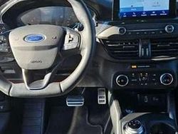 Schwarz Gebraucht 2020 Ford Focus ST-Line Limousine | 19.000 € (Fairer Preis)