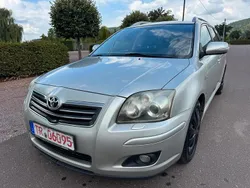 Grau Gebraucht 2006 Toyota Avensis Kombi | 1.500 € (Guter Preis)