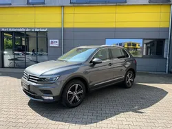 Grau Gebraucht 2016 VW Tiguan Highline SUV | 21.990 € (Fairer Preis)