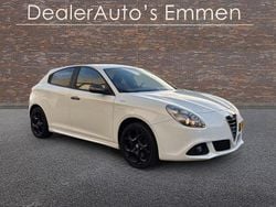 Weiß Gebraucht 2016 Alfa Romeo Giulietta Limousine | 5.999 € (Fairer Preis)