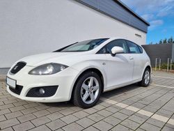 Weiß Gebraucht 2010 Seat Leon Limousine | 3.299 € (Fairer Preis)