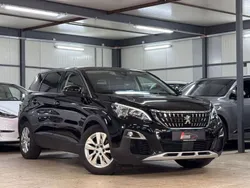 Schwarz Gebraucht 2020 Peugeot 5008 Business-Line Van / Kleinbus | 16.490 € (Fairer Preis)