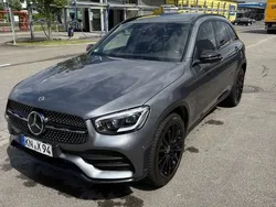 Grau Gebraucht 2021 Mercedes GLC300e SUV | 46.999 €