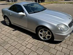 Silber Gebraucht 2001 Mercedes SLK200 Cabrio | 3.100 € (Fairer Preis)