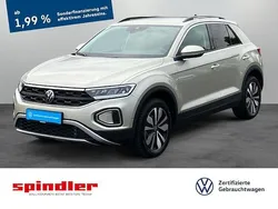 Ivory silver metallic Gebraucht 2024 VW T-Roc Move SUV | 30.480 € (Fairer Preis)