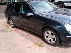 Gebraucht 2004 Mercedes E220 Kombi | 2.200 € (Guter Preis)
