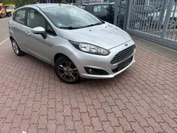 Silber Gebraucht 2014 Ford Fiesta SYNC Edition Kleinwagen | 3.900 € (Etwas zu teuer)