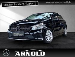 Schwarz (nachtschwarz) Gebraucht 2017 Mercedes A180 Style Limousine | 13.780 € (Fairer Preis)
