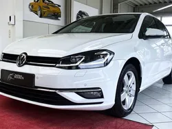 Weiß Gebraucht 2018 VW Golf VII Join Limousine | 17.490 € (Guter Preis)