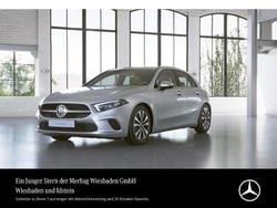 Weiß Gebraucht 2022 Mercedes A250 Style Limousine | 25.880 € (Fairer Preis)