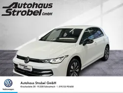 Weiß Gebraucht 2022 VW Golf VIII Goal Kleinwagen | 29.270 € (Superpreis)