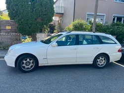 Weiß Gebraucht 2004 Mercedes E320 Kombi | 2.850 € (Superpreis)