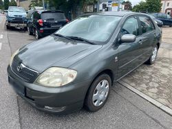 Grau Gebraucht 2003 Toyota Corolla Limousine | 2.990 € (Teuer)
