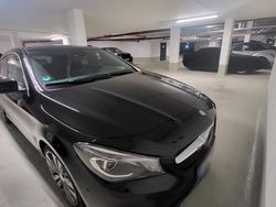 Schwarz Gebraucht 2015 Mercedes CLA220 Shooting Brake Urban Kombi | 12.600 €