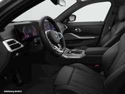 Black sapphire metallic Gebraucht 2025 BMW 330e Comfort Edition Kombi | 54.684 € (Teuer)