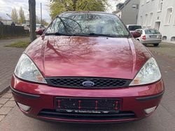 Rot Gebraucht 2001 Ford Focus Limousine | 1.799 € (Etwas zu teuer)