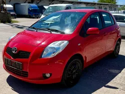 Rot Gebraucht 2008 Toyota Yaris Sol Kleinwagen | 4.190 € (Fairer Preis)