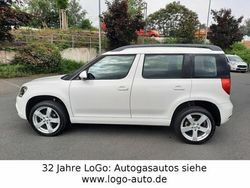 Weiß Gebraucht 2014 Skoda Yeti Active SUV | 15.000 €