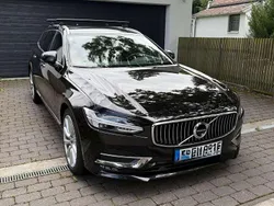 Schwarz Gebraucht 2018 Volvo V90 Inscription Kombi | 24.500 € (Fairer Preis)