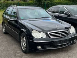 Schwarz/baltic black Gebraucht 2004 Mercedes C220 Kombi | 1.700 € (Superpreis)