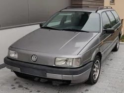 Grau Gebraucht 1992 VW Passat Kombi | 1.999 €