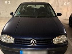 Blau Gebraucht 2003 VW Golf IV Kleinwagen | 500 € (Superpreis)