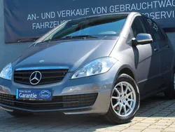 Grau Gebraucht 2011 Mercedes A160 Classic Limousine | 3.890 € (Guter Preis)