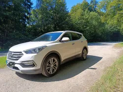 Weiß Gebraucht 2018 Hyundai Santa Fe Premium SUV | 19.900 € (Guter Preis)
