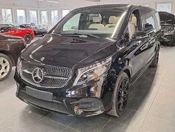 Schwarz Gebraucht 2024 Mercedes V300 Avantgarde Edition Van / Kleinbus | 72.699 € (Fairer Preis)