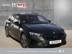 Gruen Gebraucht 2024 Skoda Octavia RS Kombi | 42.990 € (Fairer Preis)
