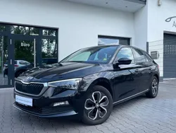 Schwarzmagic perleffekt Gebraucht 2020 Skoda Scala Business Line Kleinwagen | 15.750 € (Fairer Preis)