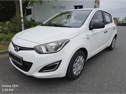 Weiß Gebraucht 2014 Hyundai i20 Kleinwagen | 3.250 € (Fairer Preis)