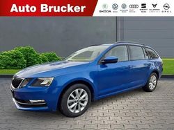Raceblau metallic Gebraucht 2019 Skoda Octavia Style Kombi | 20.610 €