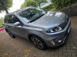 Grau Gebraucht 2020 Suzuki Vitara Comfort SUV | 20.990 € (Fairer Preis)