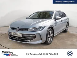 Silber Gebraucht 2024 VW Passat Business Kombi | 32.998 €